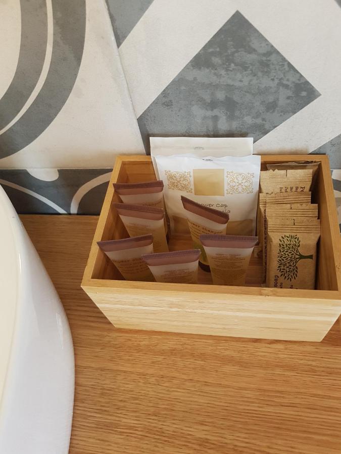 Uzeda Inn Apartment Катания Екстериор снимка