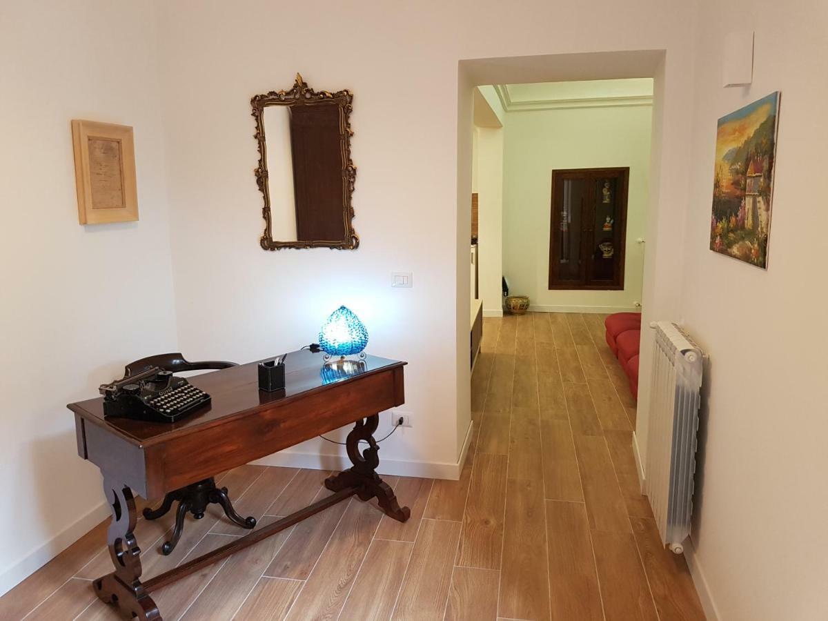 Uzeda Inn Apartment Катания Екстериор снимка